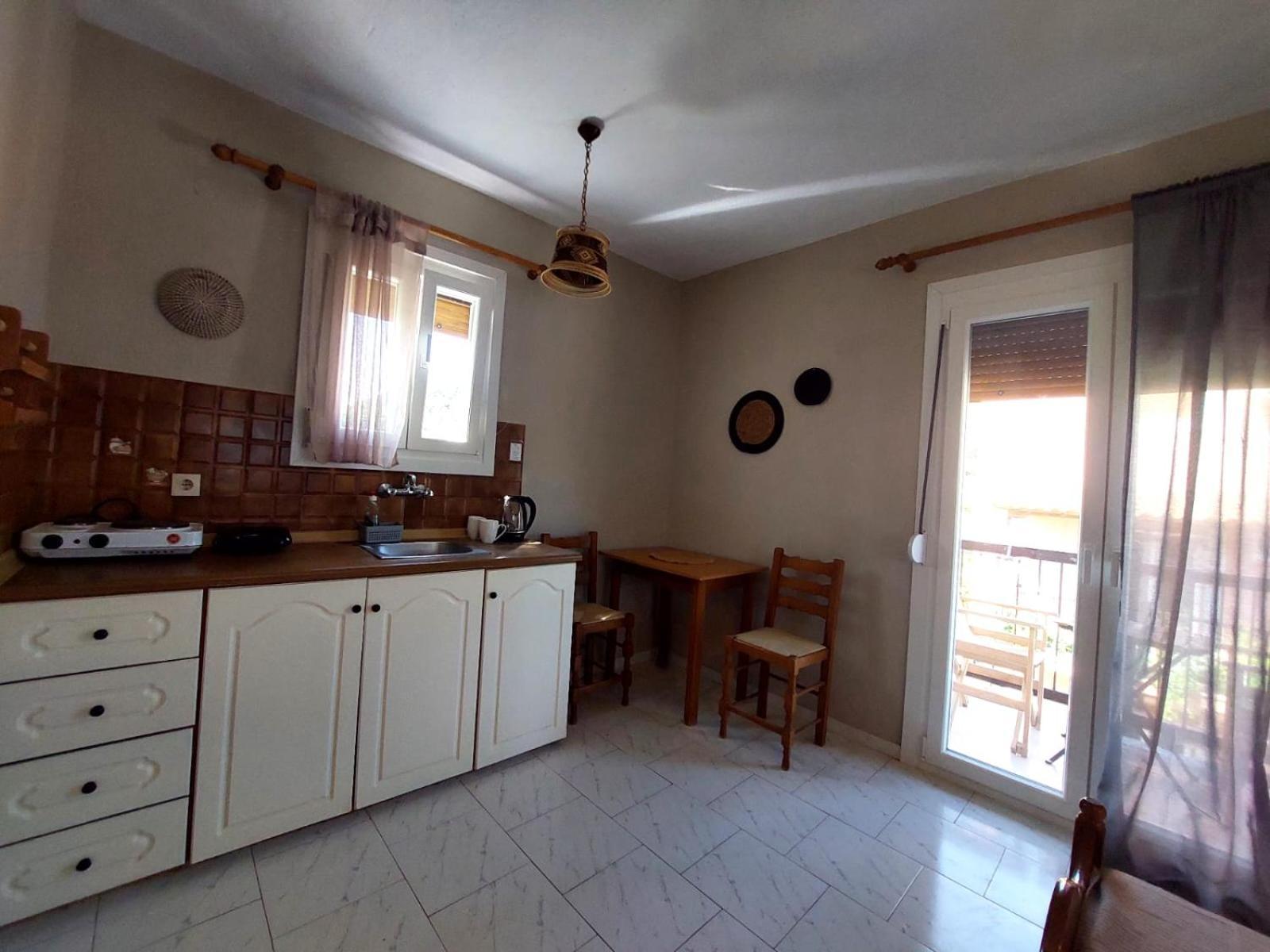 Georgia Apartments Stafylos Exterior foto