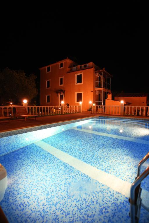 Georgia Apartments Stafylos Exterior foto