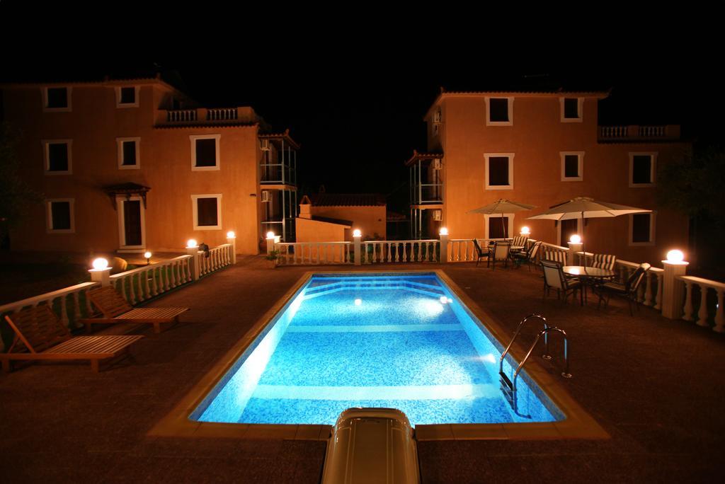 Georgia Apartments Stafylos Exterior foto